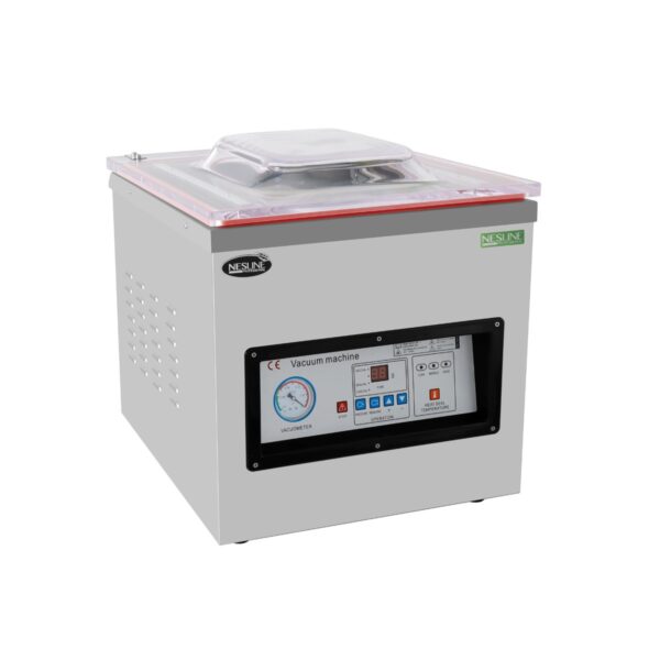 מכונת אריזה בוואקום שולחנית מלבנית עם מכסה שקוף, לוח בקרה, מד וכפתורים מסומנים בחזית.